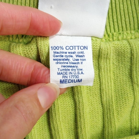 SOLD 90’s lime green lace neck sweater - Picture 4 of 5